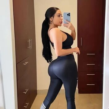 Barbiielopez leaked private photo uncensored HD quality