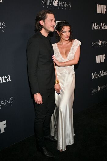 Bella thorne  page leaked private photo uncensored HD quality