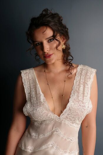 Bella thorne  page leaked private photo uncensored HD quality