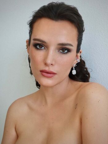 Bella thorne  page leaked private photo uncensored HD quality