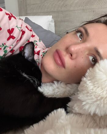 Bella thorne  page leaked private photo uncensored HD quality