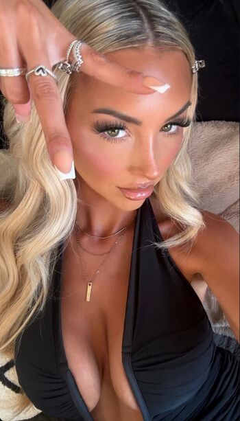 Bethyycm leaked private photo uncensored HD quality