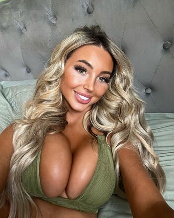 Bethyycm leaked private photo uncensored HD quality