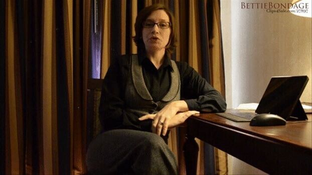 Bettie bondage  page leaked private photo uncensored HD quality