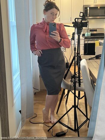 Bettie bondage  page leaked private photo uncensored HD quality