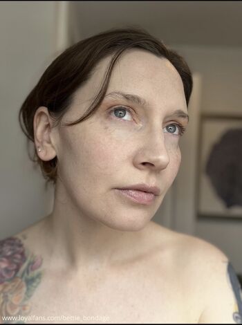 Bettie bondage  page leaked private photo uncensored HD quality