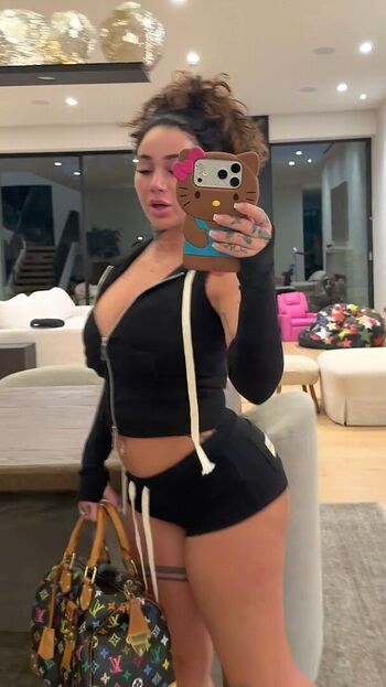 Bhad bhabie  page leaked private photo uncensored HD quality