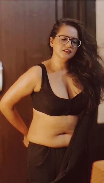 Bhindeshitara leaked private photo uncensored HD quality