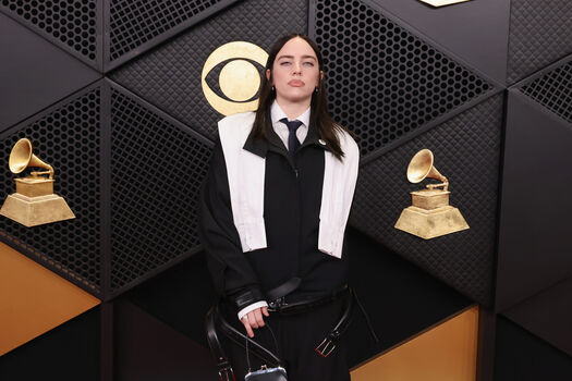 Billie eilish  page leaked private photo uncensored HD quality