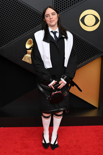 Billie eilish  page leaked private photo uncensored HD quality