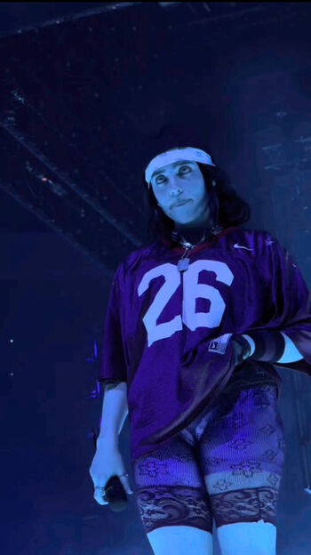 Billie eilish  page leaked private photo uncensored HD quality