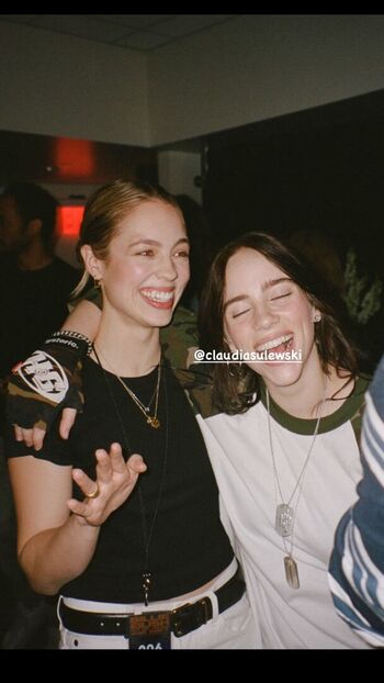 Billie eilish  page leaked private photo uncensored HD quality