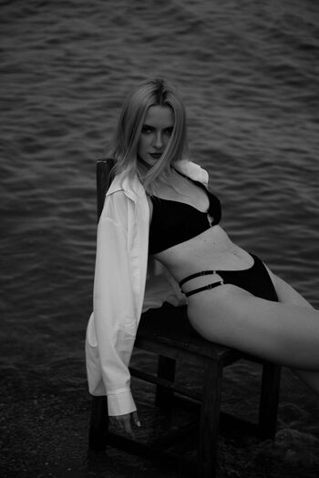 Boudoir leaked private photo uncensored HD quality