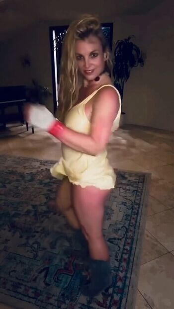 Britney spears  page leaked private photo uncensored HD quality