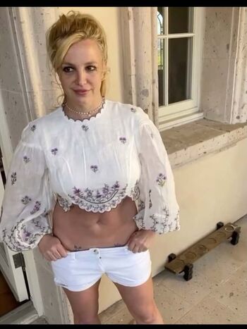 Britney spears  page leaked private photo uncensored HD quality