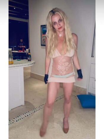 Britney spears  page leaked private photo uncensored HD quality