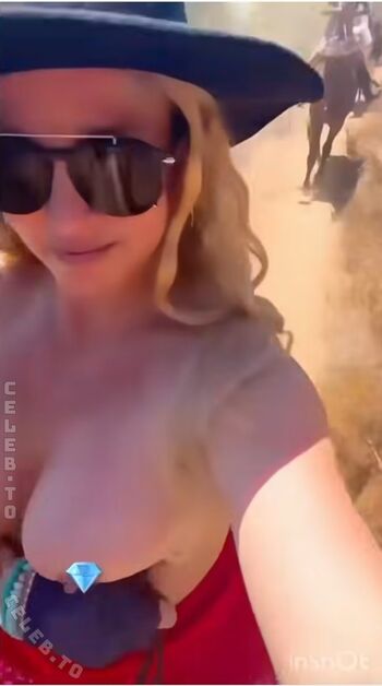 Britney spears  page leaked private photo uncensored HD quality