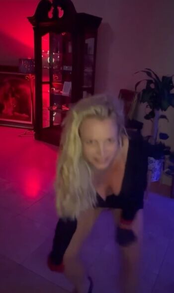 Britney spears  page leaked private photo uncensored HD quality