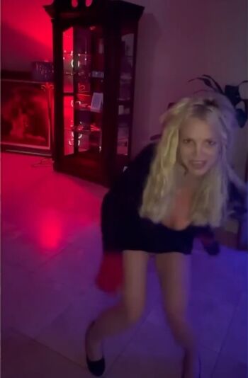 Britney spears  page leaked private photo uncensored HD quality