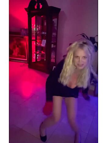 Britney spears  page leaked private photo uncensored HD quality