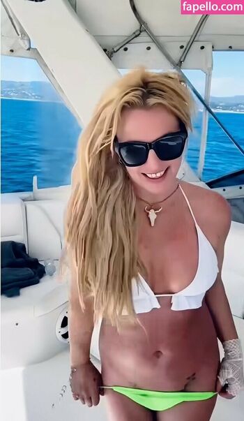 Britney spears  page leaked private photo uncensored HD quality
