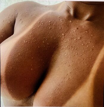Bronzeamento natural leaked private photo uncensored HD quality