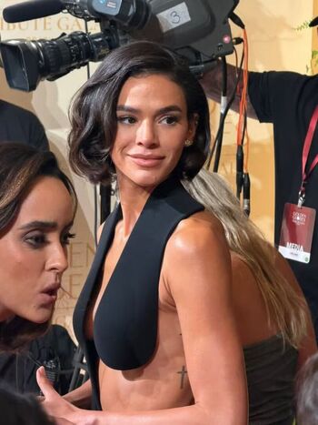 Bruna marquezine page leaked private photo uncensored HD quality