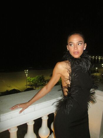 Bruna marquezine page leaked private photo uncensored HD quality