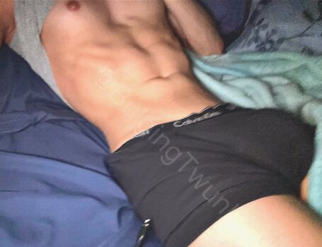 Bulgingtwunk leaked private photo uncensored HD quality