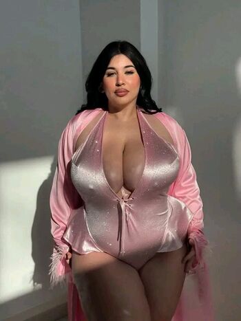 Busty ema page leaked private photo uncensored HD quality
