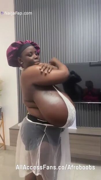 Busty vivian page leaked private photo uncensored HD quality