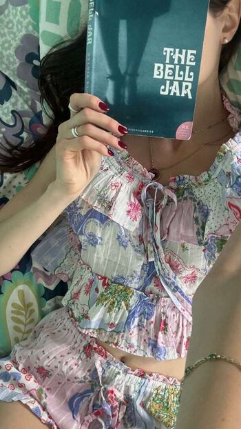 Caitlinerinoneill  page leaked private photo uncensored HD quality