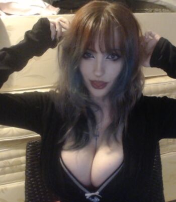 Caralouss leaked private photo uncensored HD quality