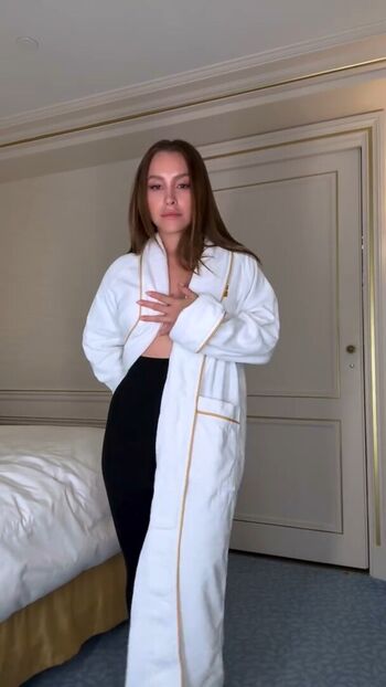 Carla diaz page leaked private photo uncensored HD quality