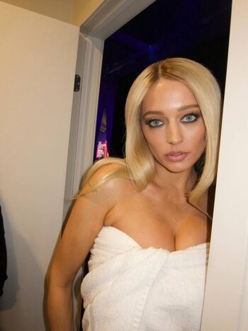 Caroline vreeland  page leaked private photo uncensored HD quality
