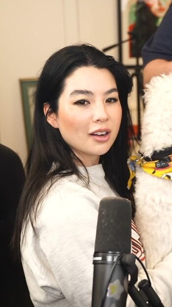 Carolinekwan page leaked private photo uncensored HD quality