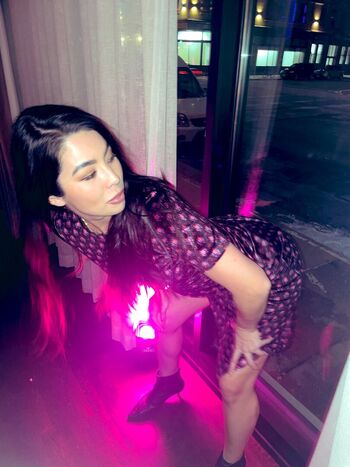 Carolinekwan leaked private photo uncensored HD quality