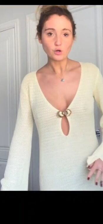Carolinemarie leaked private photo uncensored HD quality