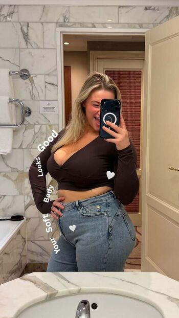 Carys whittaker page leaked private photo uncensored HD quality