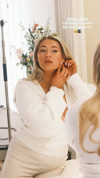 Carys whittaker page leaked private photo uncensored HD quality