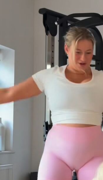 Carys whittaker page leaked private photo uncensored HD quality