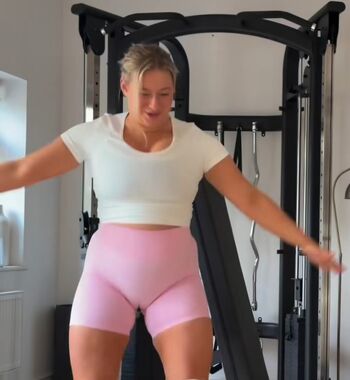 Carys whittaker page leaked private photo uncensored HD quality