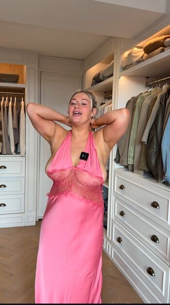 Carys whittaker page leaked private photo uncensored HD quality