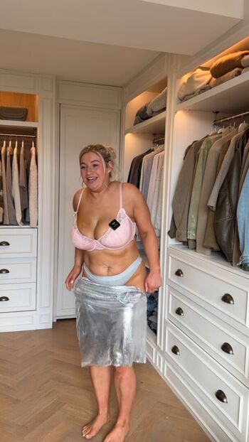 Carys whittaker page leaked private photo uncensored HD quality