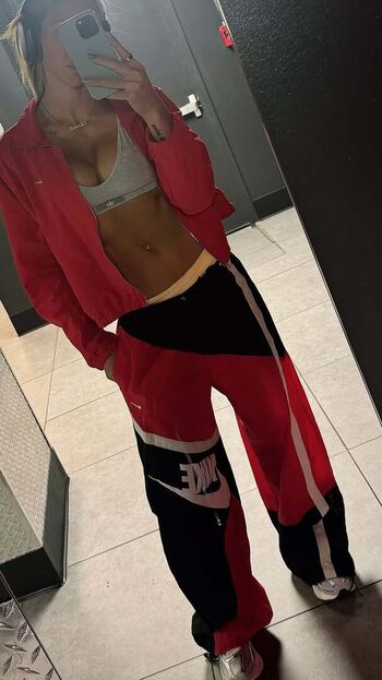 Charlotte flair page leaked private photo uncensored HD quality