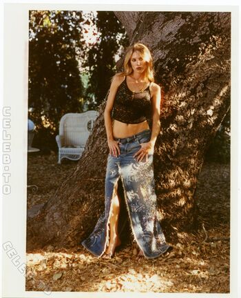 Charlotte mckinney leaked private photo uncensored HD quality