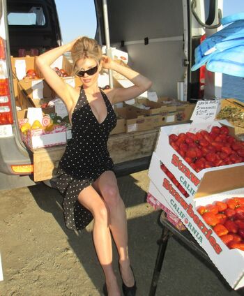 Charlotte mckinney leaked private photo uncensored HD quality