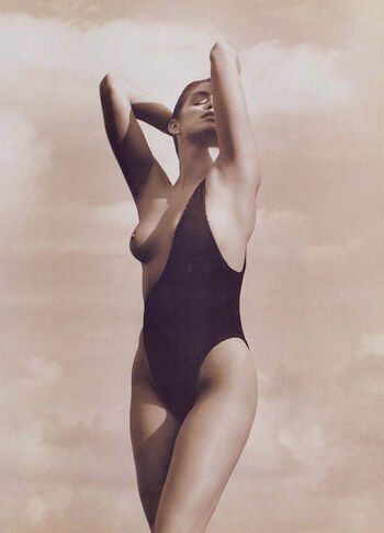 Cindy crawford page leaked private photo uncensored HD quality