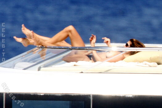 Cindy crawford page leaked private photo uncensored HD quality