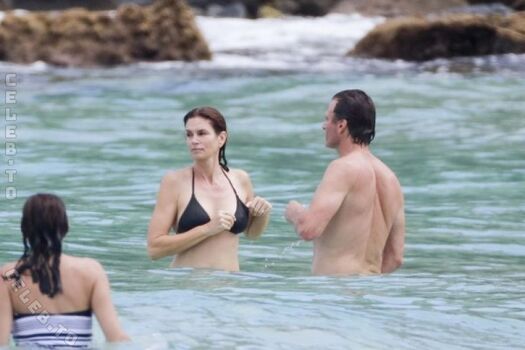 Cindy crawford page leaked private photo uncensored HD quality